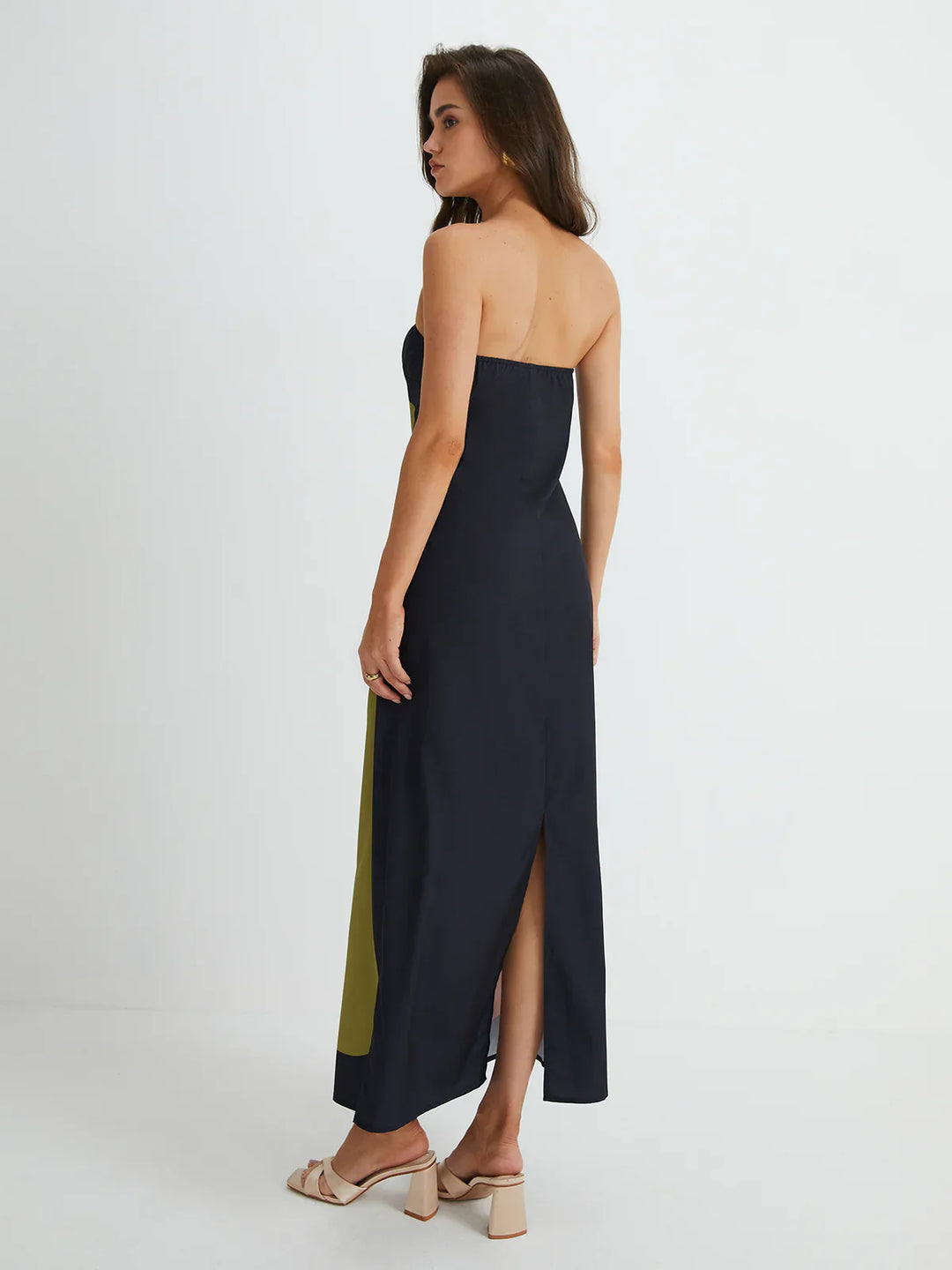 Ismeria - Abstract Strapless Maxi Dress