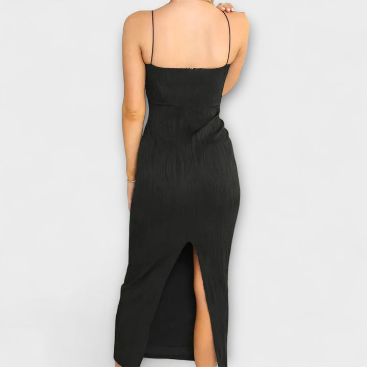 Elegant Long Sleeveless Dress