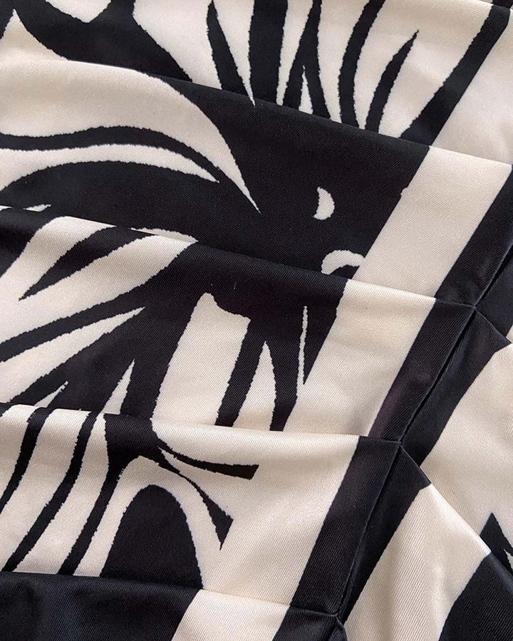 Huda - Sculpted Bloom Dress